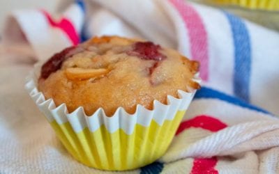 Receta de muffins de banana, frutilla y chocolate blanco